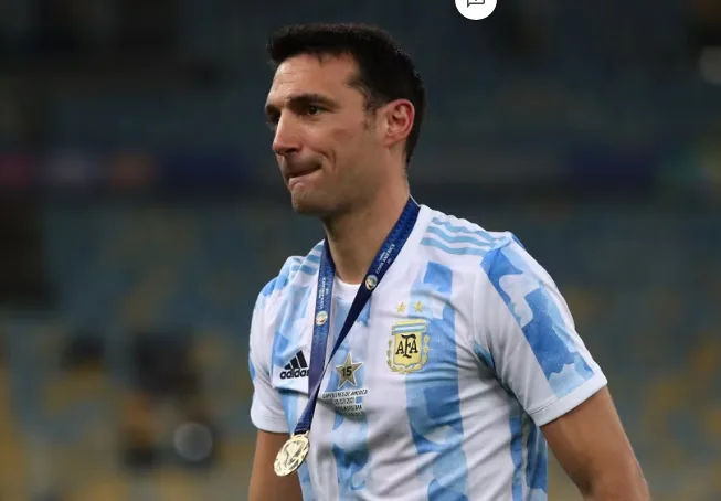 The playing career of Lionel Scaloni