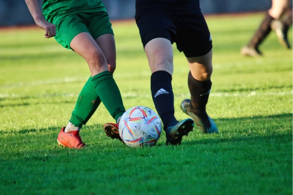 Mastering Live Soccer Wagers: Key Indicators to Watch