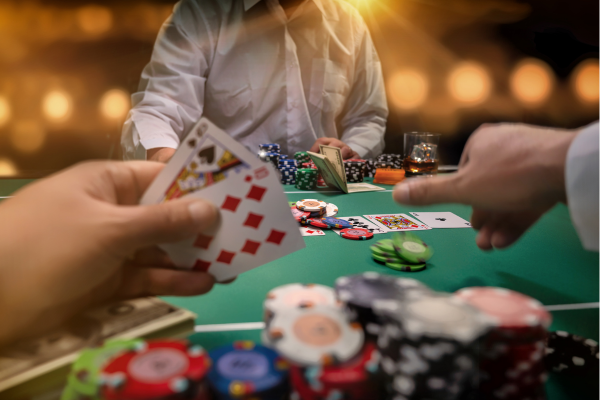 Betting Like a Pro: How to Size Your Bets When Playing Online Poker 